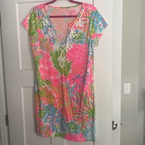 Adorable, bright and fun Lilly dress!